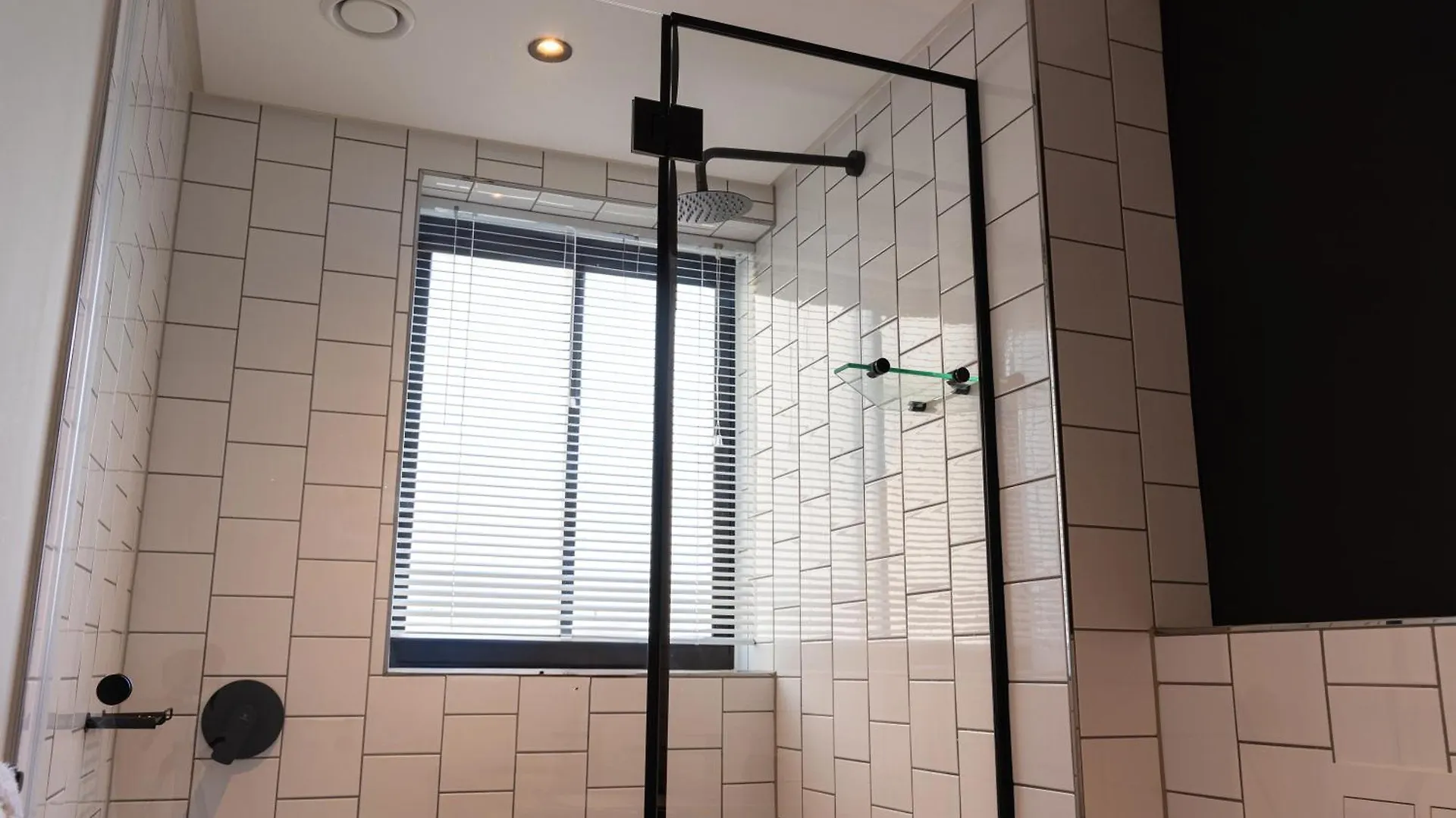 Kml Nine Palms Luxury 101 Apartment Cape Town